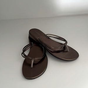 5/$20 🛍Bronze Sandals
